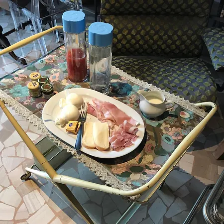 Bed & Breakfast Skyline 1/7 Bologna