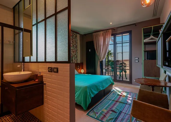 Skyline 1/7 Bed & Breakfast