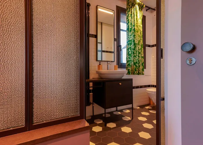 Oda ve Kahvaltı Skyline 1/7 4*