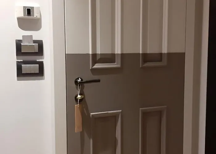 Skyline 1/7 4* 볼로냐