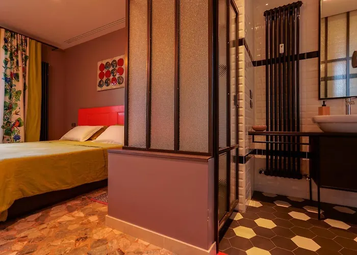 Skyline 1/7 4* Bolonia