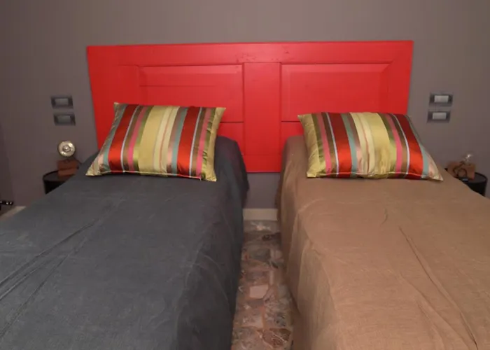 Nocleg ze śniadaniem Skyline 1/7 4*